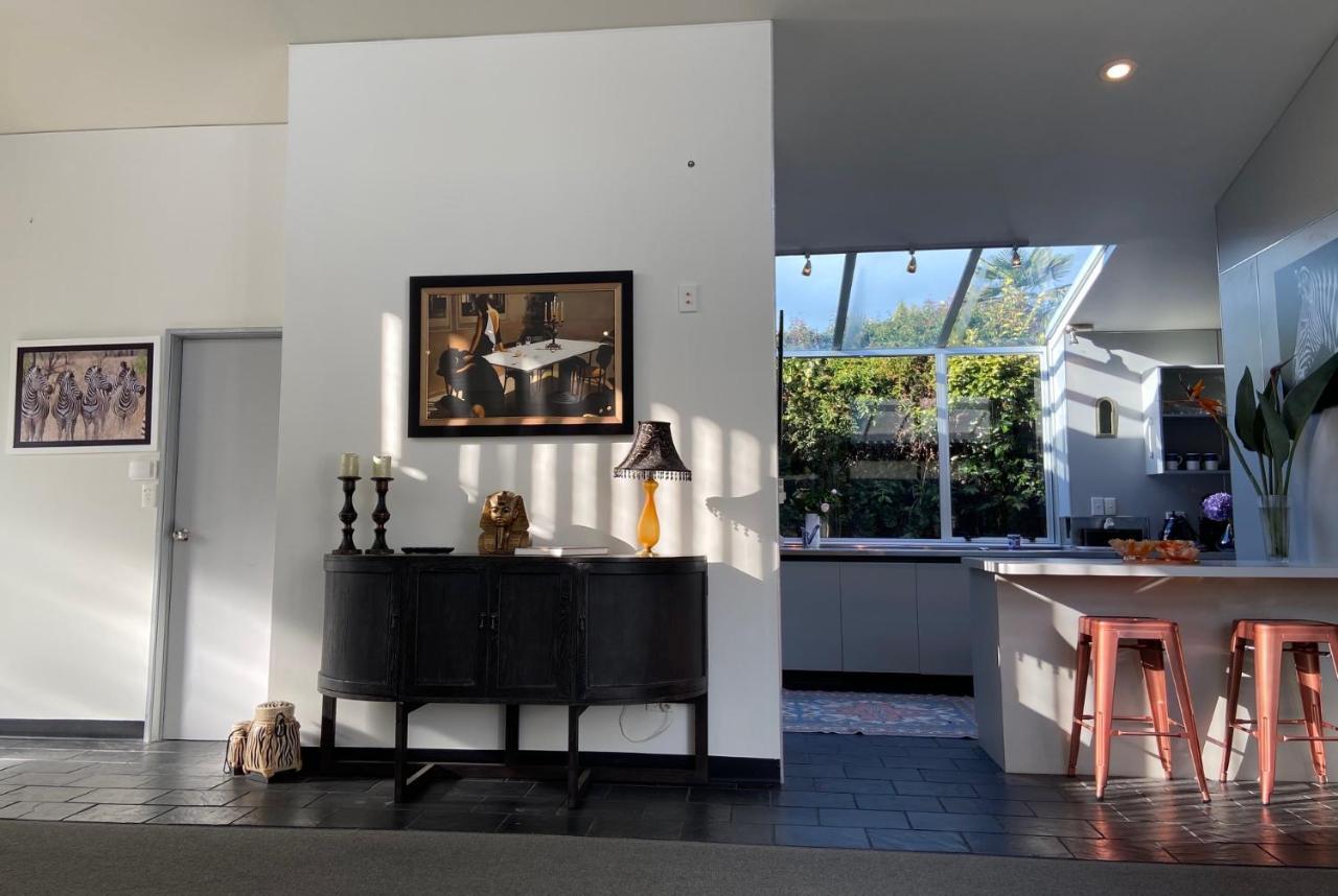 Maison Blue - Chic Inner City Townhouse Napier Eksteriør bilde