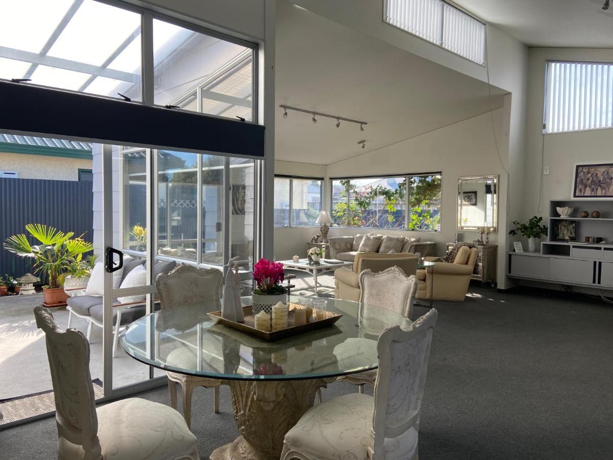 Maison Blue - Chic Inner City Townhouse Napier Eksteriør bilde