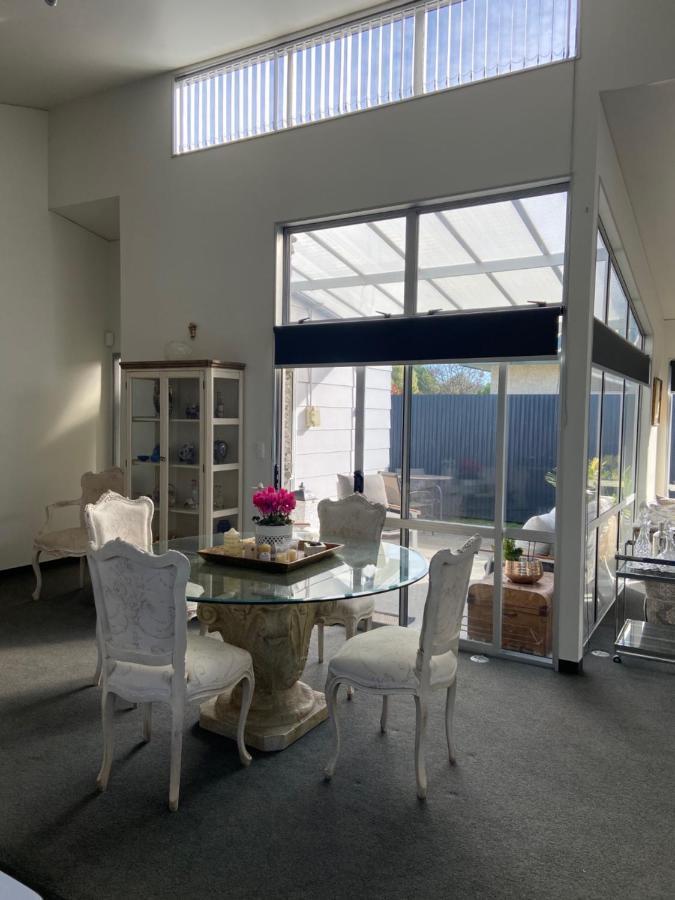 Maison Blue - Chic Inner City Townhouse Napier Eksteriør bilde